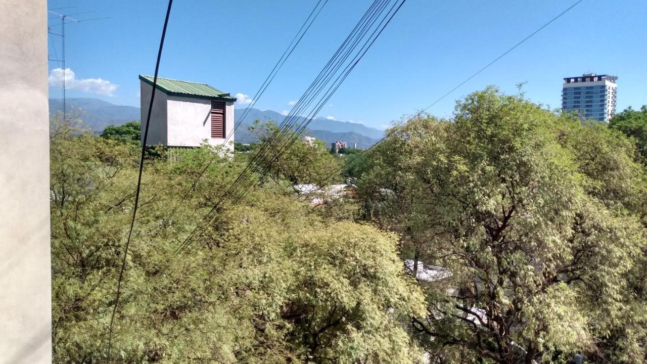 Apartamento Acogedor departamento frente al Parque Cívico Mendoza Exterior foto